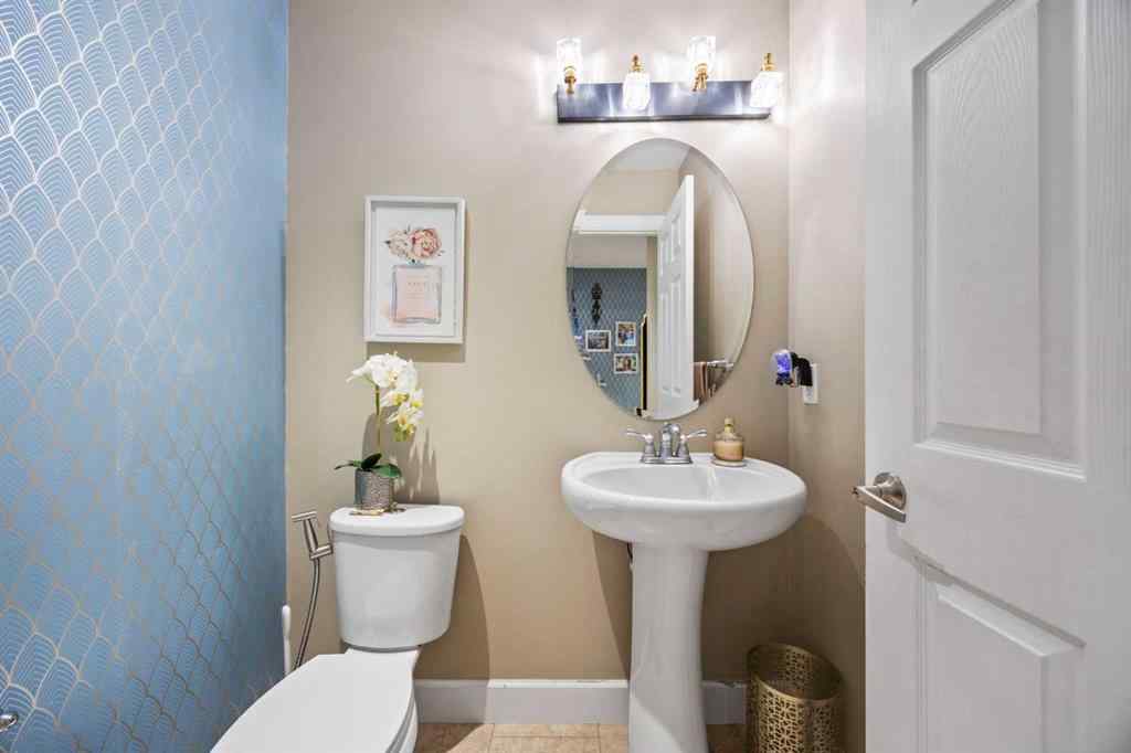 MLS® A2267436 - 148 Viewpointe Terrace  in Lakepointe Chestermere, Residential