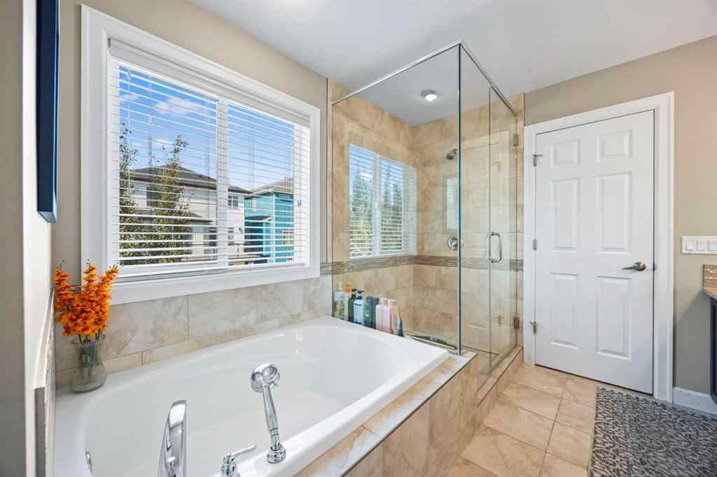 MLS® A2267436 - 148 Viewpointe Terrace  in Lakepointe Chestermere, Residential