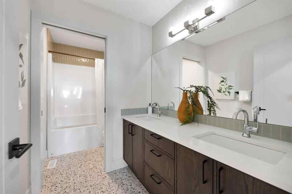 MLS® A2267439 - 101 South Shore View  in South Shores Chestermere, Residential