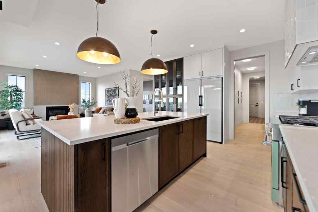 MLS® A2267439 - 101 South Shore View  in South Shores Chestermere, Residential