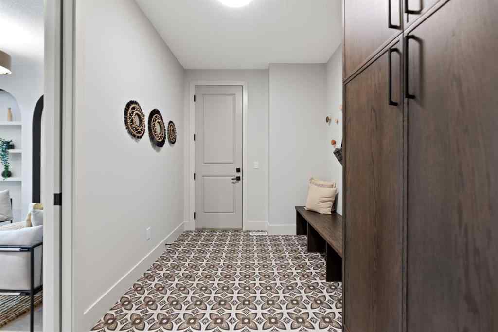 MLS® A2267439 - 101 South Shore View  in South Shores Chestermere, Residential