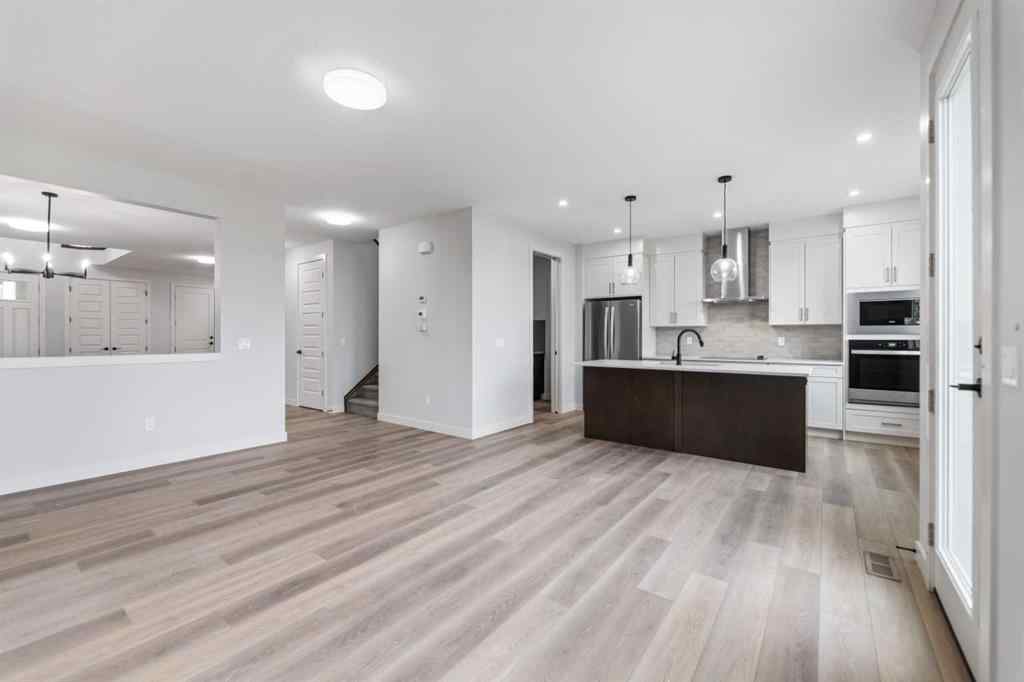 MLS® A2267443 - 284 Savanna Drive NE in Saddle Ridge Calgary, Residential