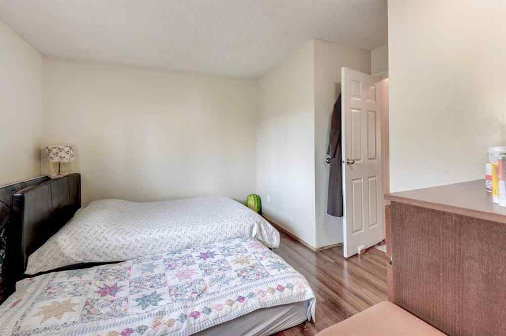 MLS® A2267445 - 5 Fonda Drive SE in Forest Heights Calgary, Residential