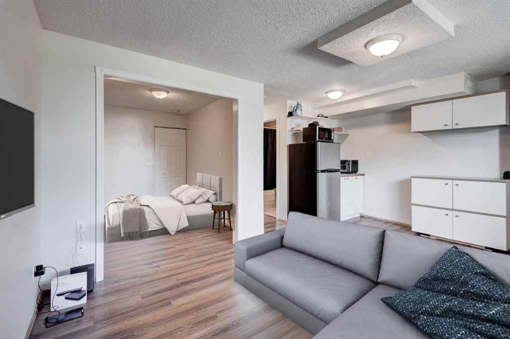 MLS® A2267445 - 5 Fonda Drive SE in Forest Heights Calgary, Residential