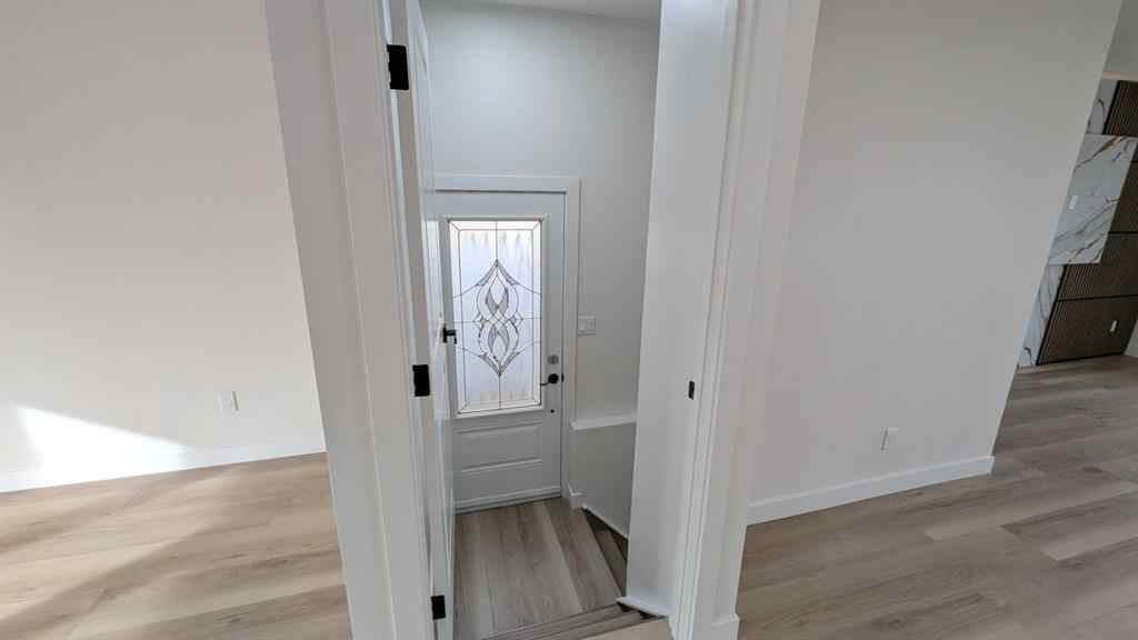 MLS® A2267449 - 4 Harvey Place SW in Haysboro Calgary, Residential