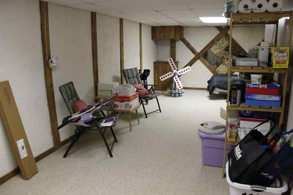 MLS® A2267452 - Unit #B 531 4 Avenue E in Central Brooks, Residential