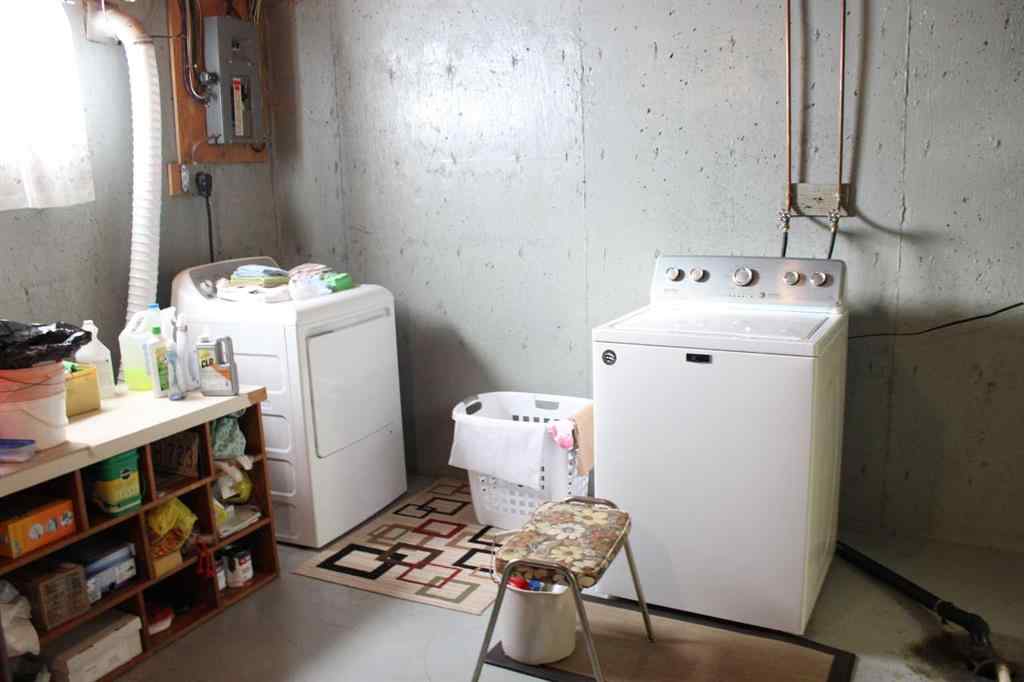 MLS® A2267452 - Unit #B 531 4 Avenue E in Central Brooks, Residential