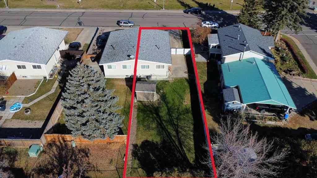 MLS® A2267452 - Unit #B 531 4 Avenue E in Central Brooks, Residential