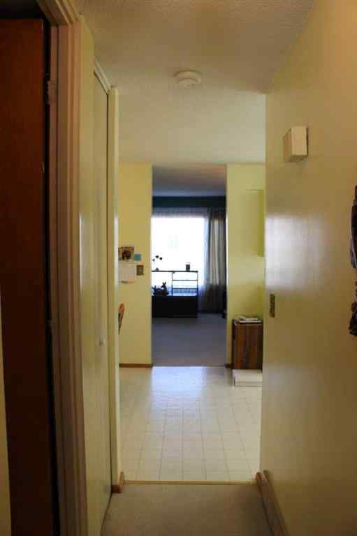 MLS® A2267452 - Unit #B 531 4 Avenue E in Central Brooks, Residential