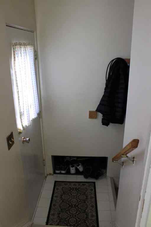 MLS® A2267452 - Unit #B 531 4 Avenue E in Central Brooks, Residential