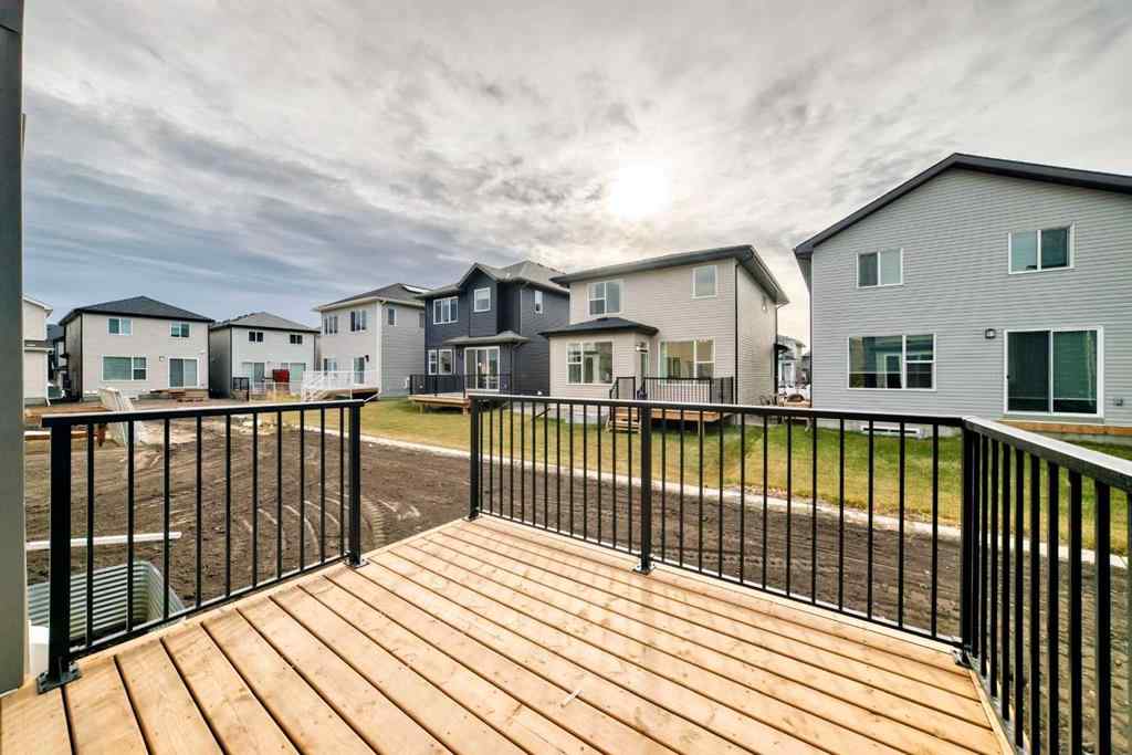MLS® A2267454 - 50 Walgrove Bay SE in Walden Calgary, Residential