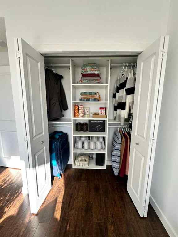 MLS® A2267456 - Unit #205 607 17 Avenue NW in Mount Pleasant Calgary, Residential