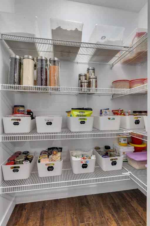 MLS® A2267456 - Unit #205 607 17 Avenue NW in Mount Pleasant Calgary, Residential