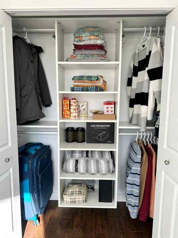 MLS® A2267456 - Unit #205 607 17 Avenue NW in Mount Pleasant Calgary, Residential