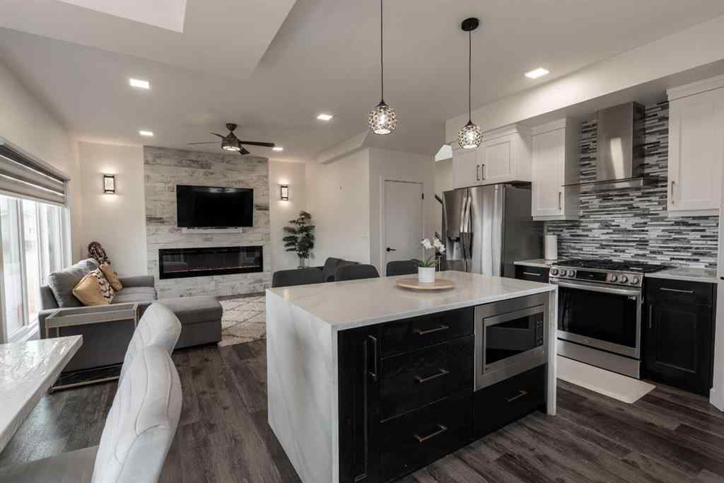 MLS® A2267457 - 11414 Wisteria Court  in Westgate Grande Prairie, Residential