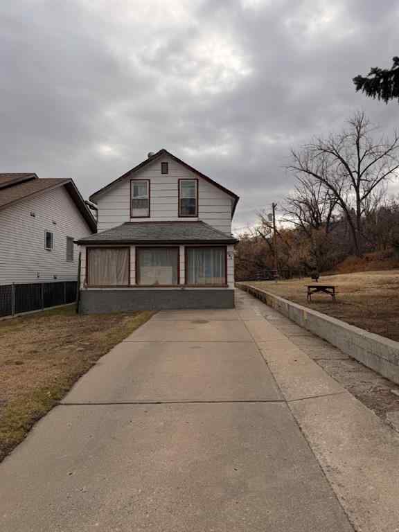 MLS® A2267458 - 641 7 Street SE in River Flats Medicine Hat, Residential