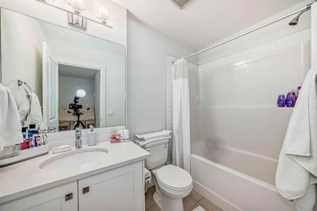 MLS® A2267459 - Unit #208 15 Evanscrest Park NW in Evanston Calgary, Residential