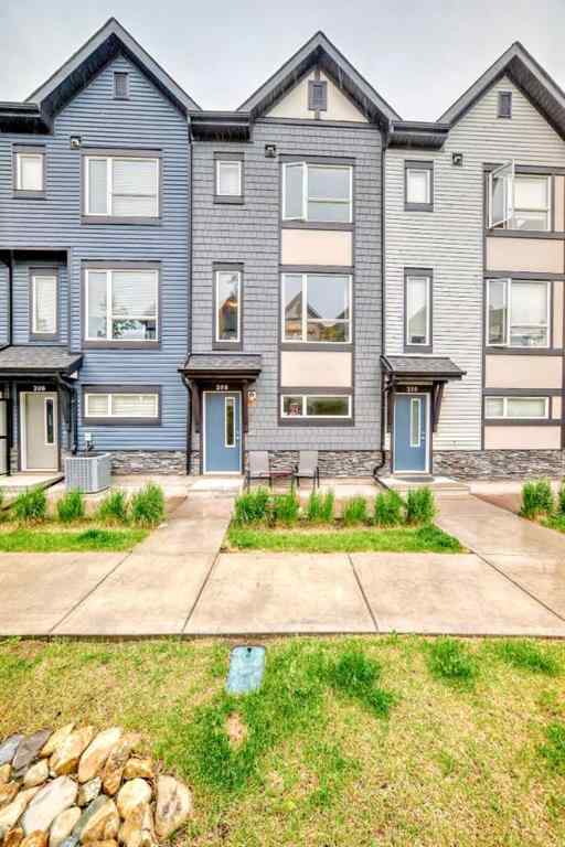 MLS® A2267459 - Unit #208 15 Evanscrest Park NW in Evanston Calgary, Residential