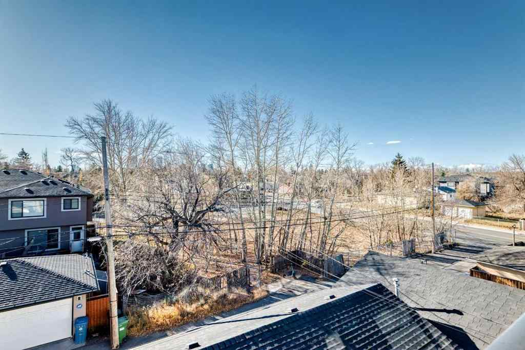 MLS® A2267460 - Unit #2 413 25 Avenue NE in Winston Heights/Mountview Calgary, Residential