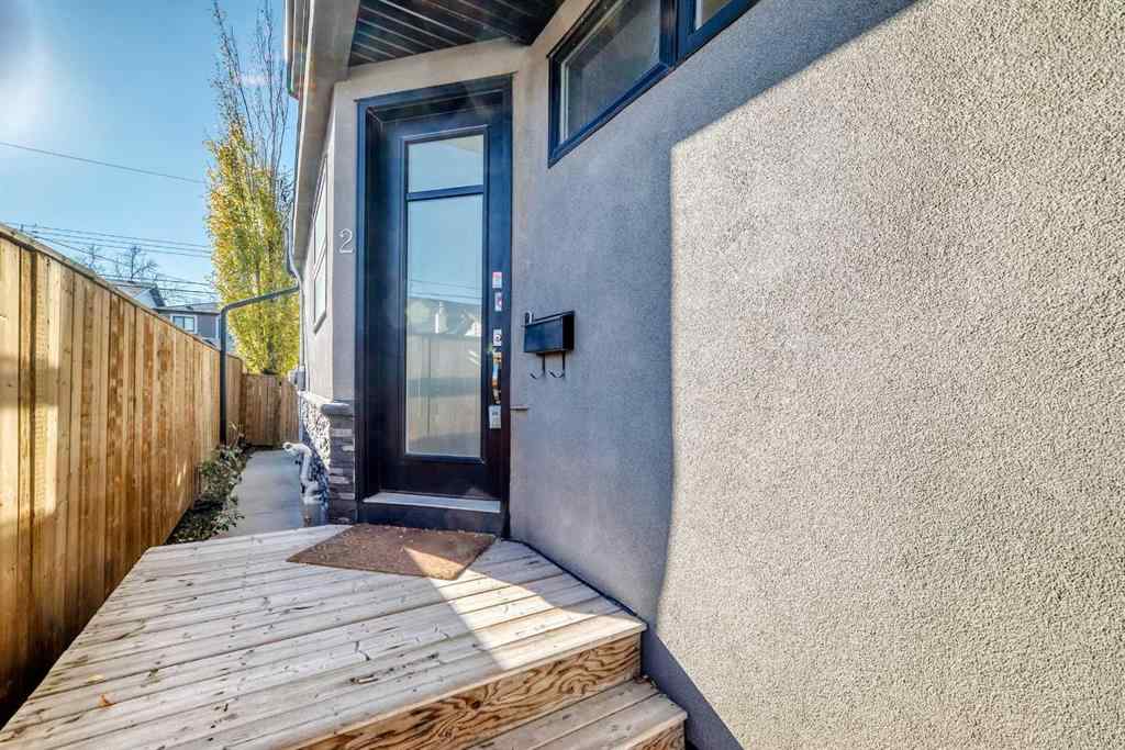 MLS® A2267460 - Unit #2 413 25 Avenue NE in Winston Heights/Mountview Calgary, Residential