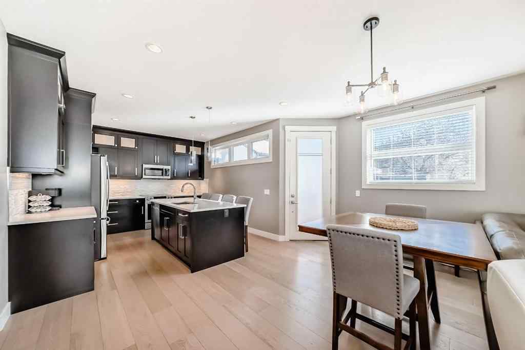 MLS® A2267460 - Unit #2 413 25 Avenue NE in Winston Heights/Mountview Calgary, Residential