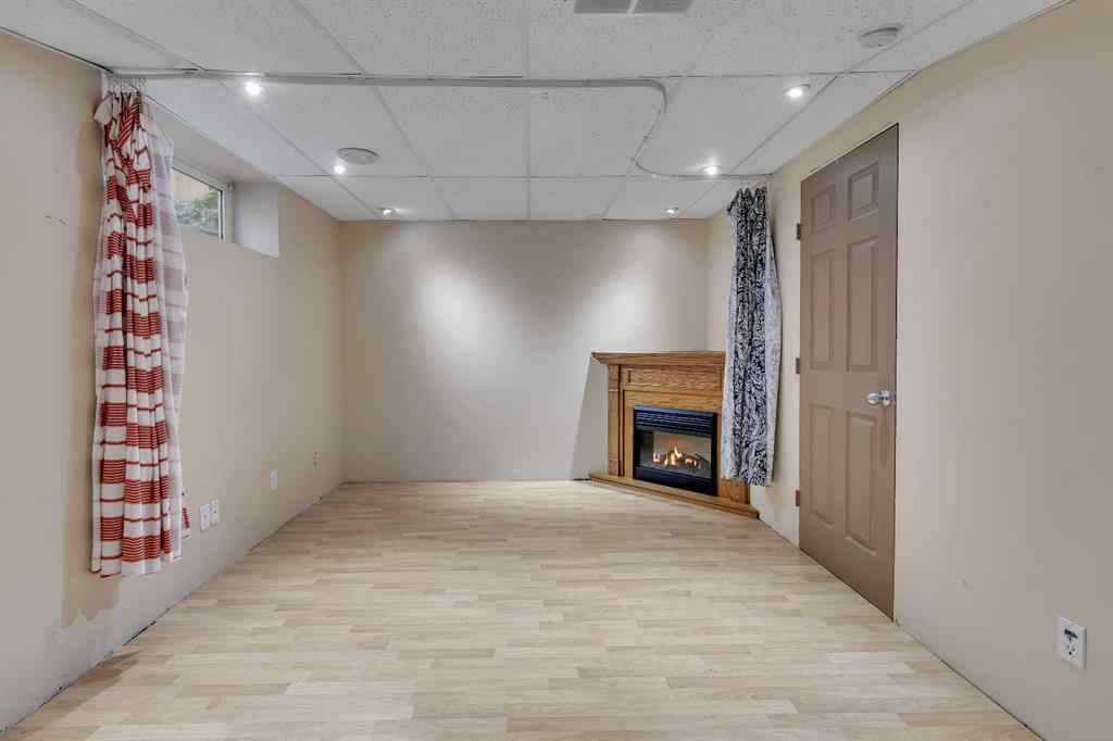 MLS® A2267461 - 87 Coventry Road NE in Coventry Hills Calgary, Residential