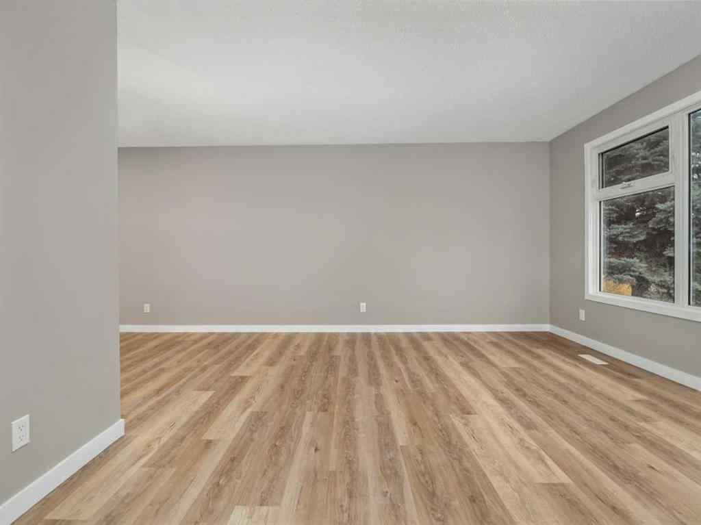 MLS® A2267462 - 2 Cayuga Crescent W in Indian Battle Heights Lethbridge, Residential