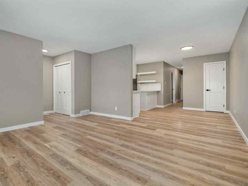 MLS® A2267462 - 2 Cayuga Crescent W in Indian Battle Heights Lethbridge, Residential