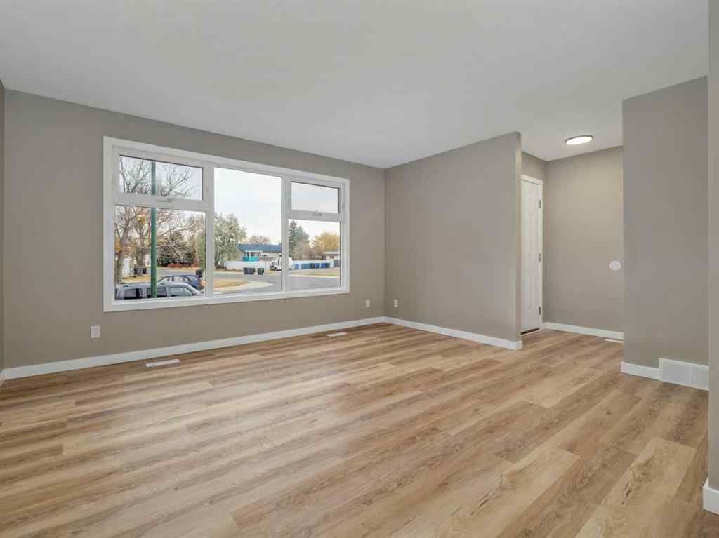 MLS® A2267462 - 2 Cayuga Crescent W in Indian Battle Heights Lethbridge, Residential