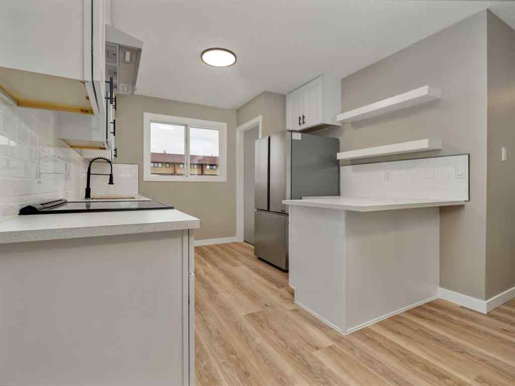 MLS® A2267462 - 2 Cayuga Crescent W in Indian Battle Heights Lethbridge, Residential