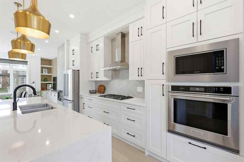 MLS® A2267476 - 260 22 Avenue NE in Tuxedo Park Calgary, Residential