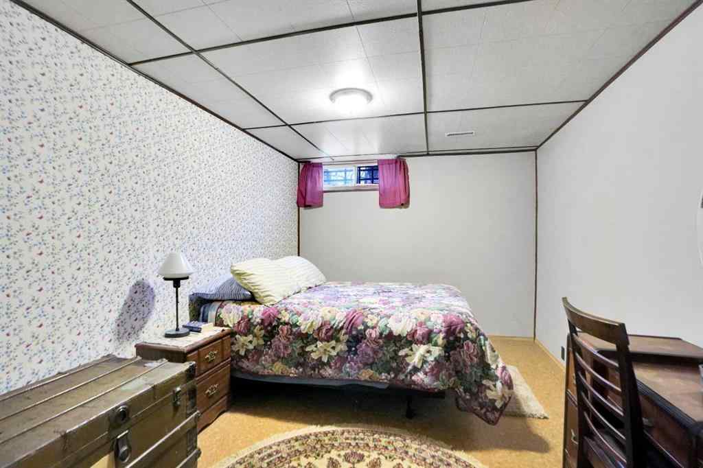 MLS® A2267479 - 272 Sackville Drive SW in Southwood Calgary, Residential