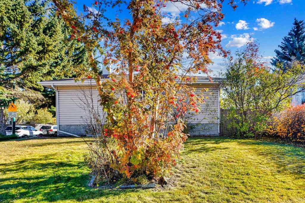 MLS® A2267479 - 272 Sackville Drive SW in Southwood Calgary, Residential