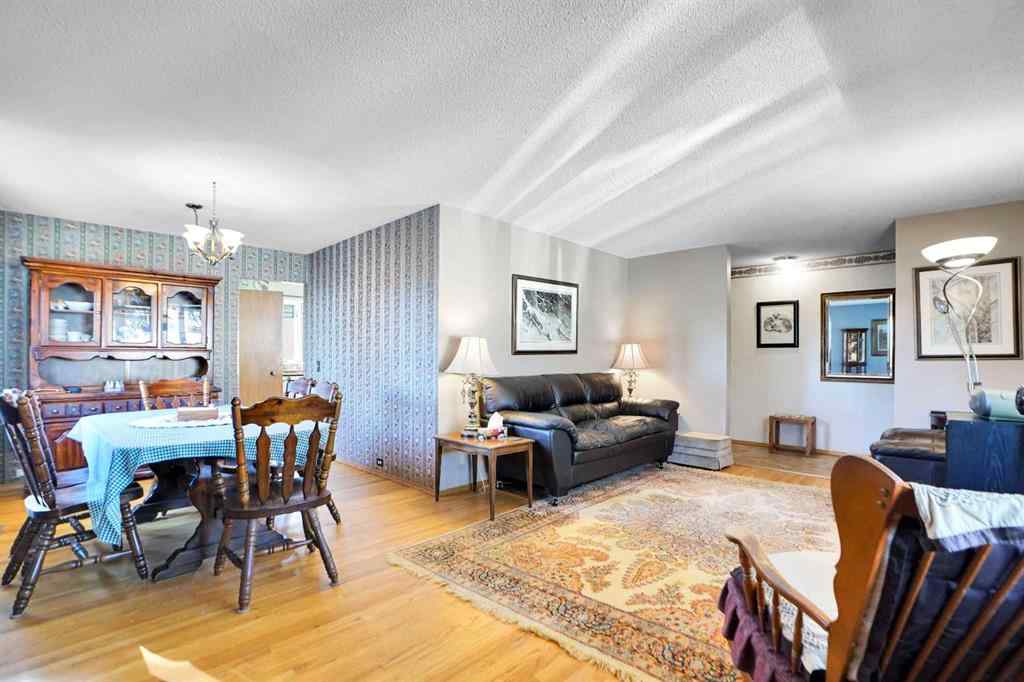 MLS® A2267479 - 272 Sackville Drive SW in Southwood Calgary, Residential