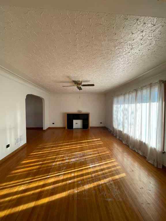 MLS® A2267480 - 2424 17 Avenue SW in Scarboro/Sunalta West Calgary, Residential