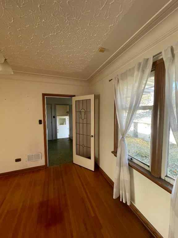 MLS® A2267480 - 2424 17 Avenue SW in Scarboro/Sunalta West Calgary, Residential