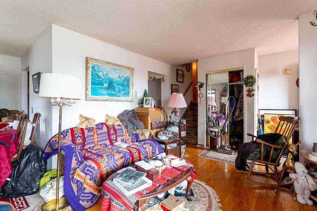 MLS&reg; # A2267488 - 7803 Hunterslea Crescent NW in Huntington Hills Calgary, Residential Open Houses