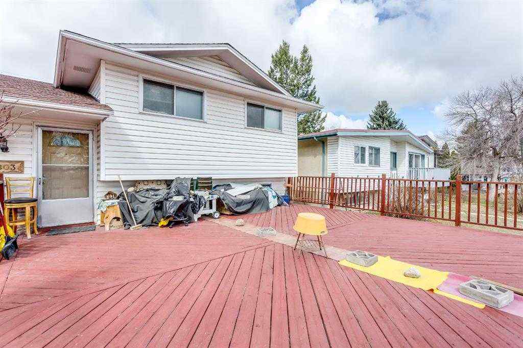 MLS&reg; # A2267488 - 7803 Hunterslea Crescent NW in Huntington Hills Calgary, Residential Open Houses