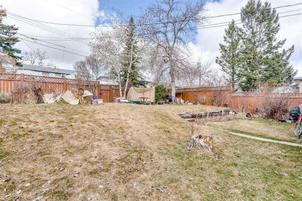 MLS&reg; # A2267488 - 7803 Hunterslea Crescent NW in Huntington Hills Calgary, Residential Open Houses