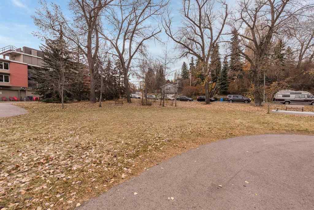 MLS&reg; # A2267505 - Unit #305 626 24 Avenue SW in Cliff Bungalow Calgary, Residential Open Houses