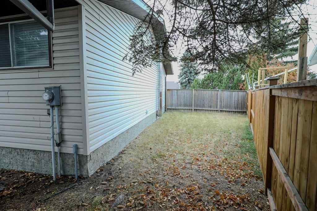 MLS® A2267531 - 143 Barrett Drive  in Bower Red Deer, Residential