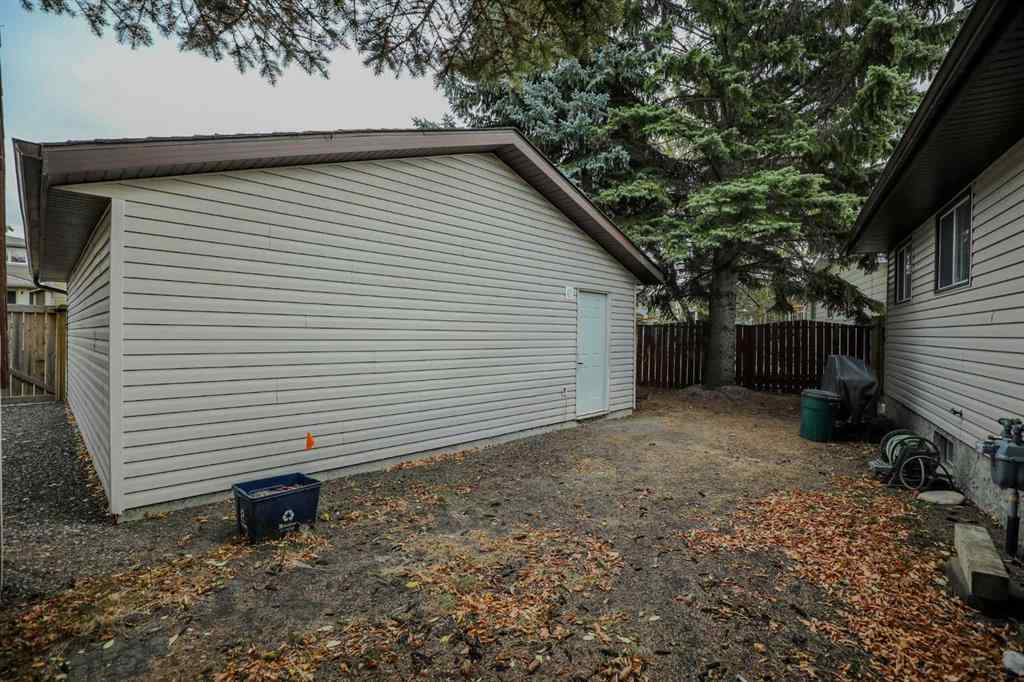 MLS® A2267531 - 143 Barrett Drive  in Bower Red Deer, Residential