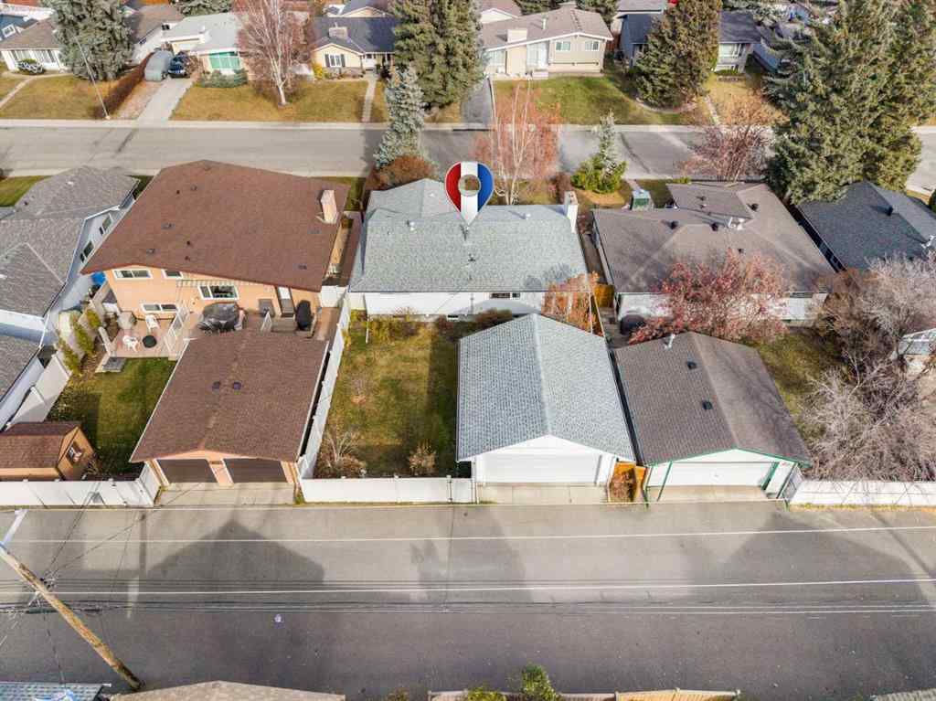 MLS® A2267532 - 827 Lake Emerald Place SE in Lake Bonavista Calgary, Residential