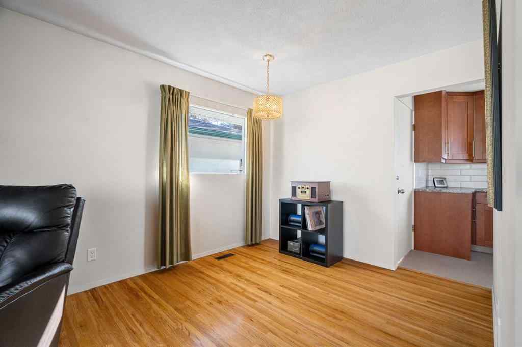 MLS® A2267532 - 827 Lake Emerald Place SE in Lake Bonavista Calgary, Residential