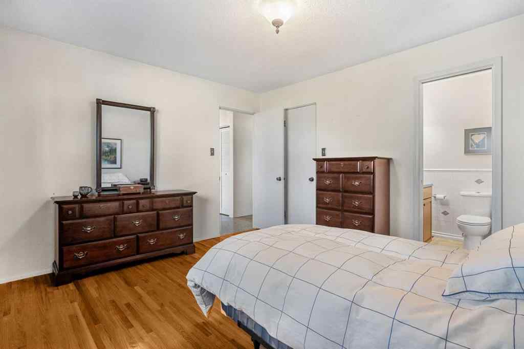 MLS® A2267532 - 827 Lake Emerald Place SE in Lake Bonavista Calgary, Residential