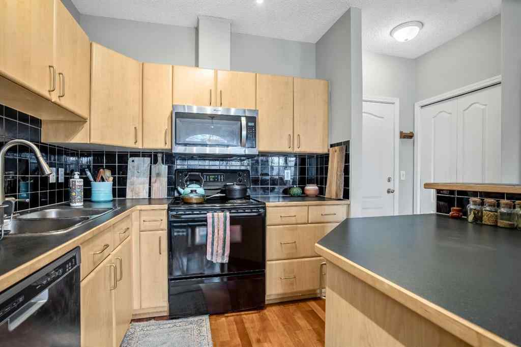 MLS® A2267535 - Unit #306 1026 12 Avenue SW in Beltline Calgary, Residential