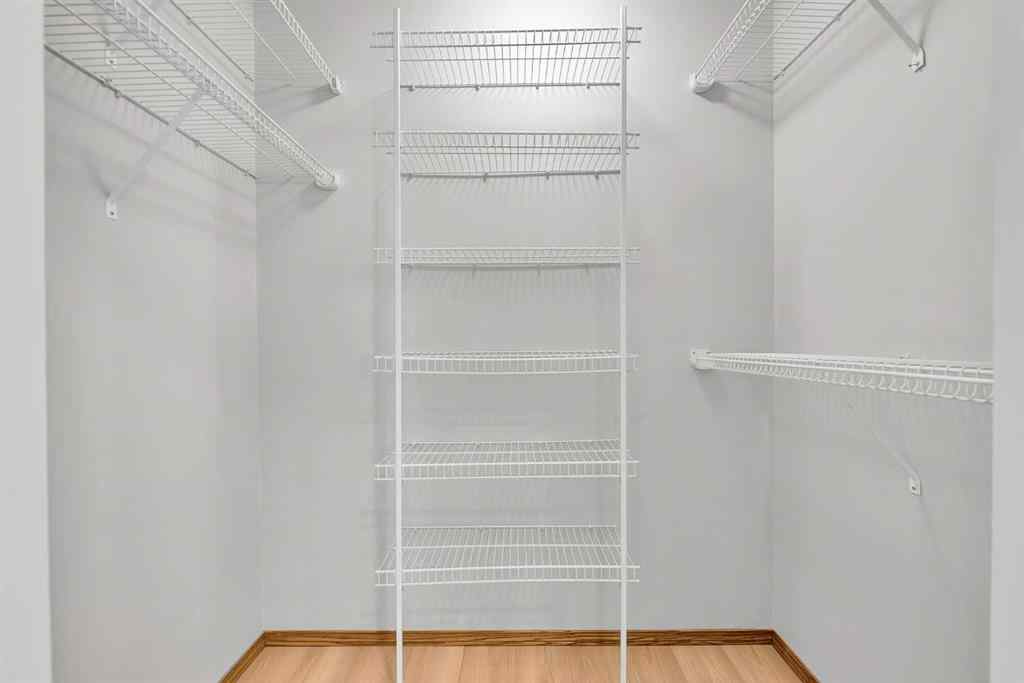 MLS® A2267537 - 6 Country Hills Manor NW in Country Hills Calgary, Residential