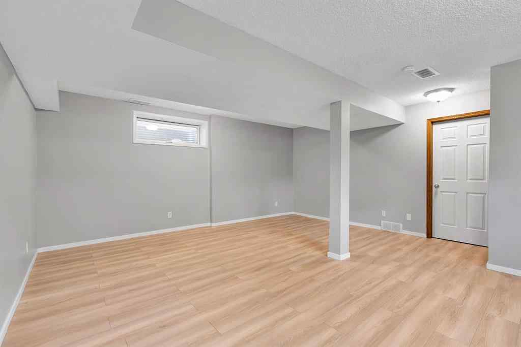 MLS® A2267537 - 6 Country Hills Manor NW in Country Hills Calgary, Residential