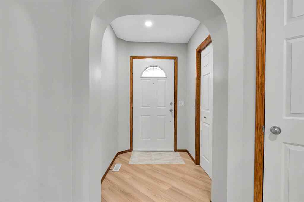 MLS® A2267537 - 6 Country Hills Manor NW in Country Hills Calgary, Residential