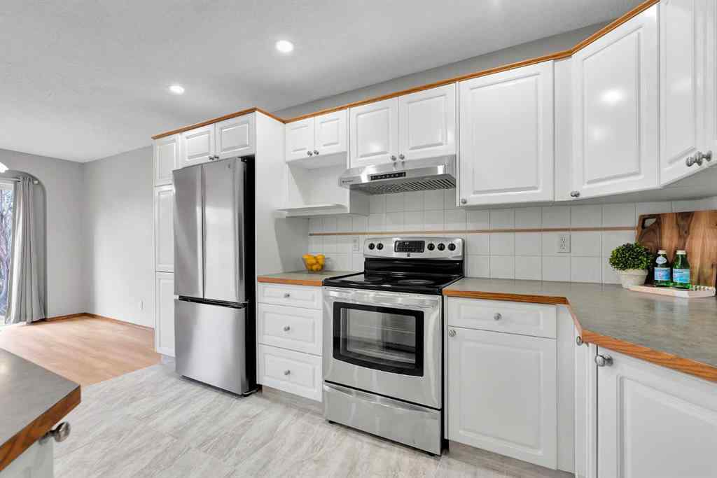 MLS® A2267537 - 6 Country Hills Manor NW in Country Hills Calgary, Residential